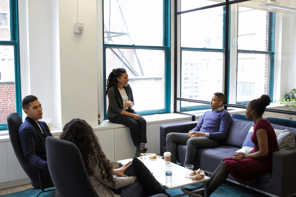 How to Use AI for Content Marketing? Top 4 Applications